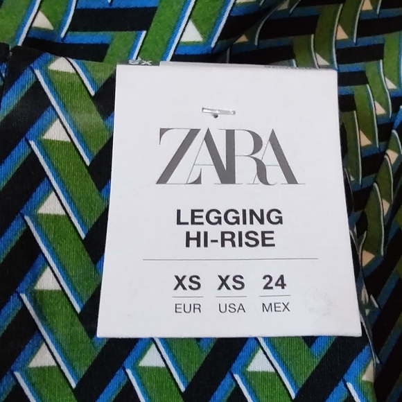 Zara Green Geometric High Waisted Mini Flare Leggings US XS, new, without tag - Picture 9 of 9